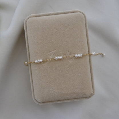 The Aurora Pearl Bracelet