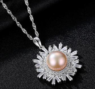 The Snowfall Pearl Heirloom Necklace